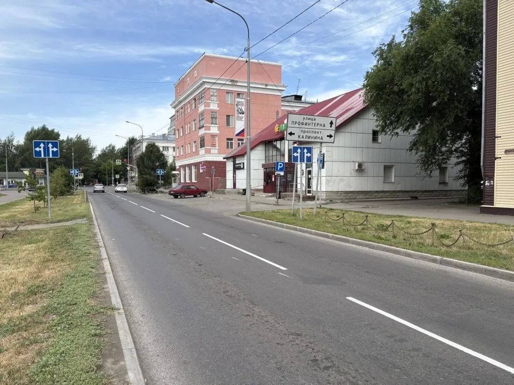 В Барнауле продолжаются работы по нанесению дорожной разметки В Барнауле продолжаются работы по нанесению дорожной разметки