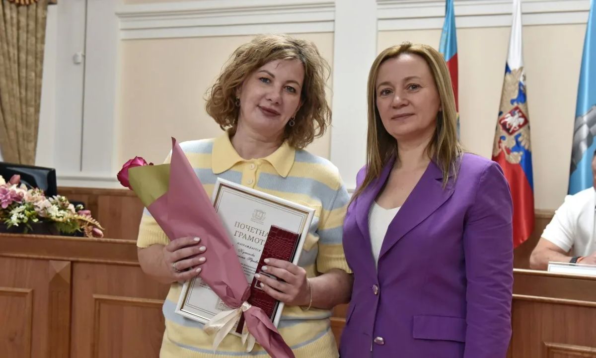 26 жителей Барнаула наградили за труд и вклад в развитие города 26 жителей Барнаула наградили за труд и вклад в развитие города