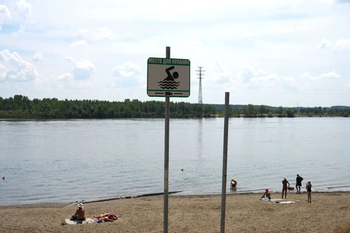 Лето в самом разгаре, и многие стремятся провести время у воды