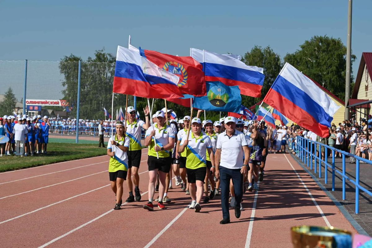 В Благовещенке торжественно открыли 46-ю летнюю Олимпиаду сельских спортсменов Алтайского края В Благовещенке торжественно открыли 46-ю летнюю Олимпиаду сельских спортсменов Алтайского края