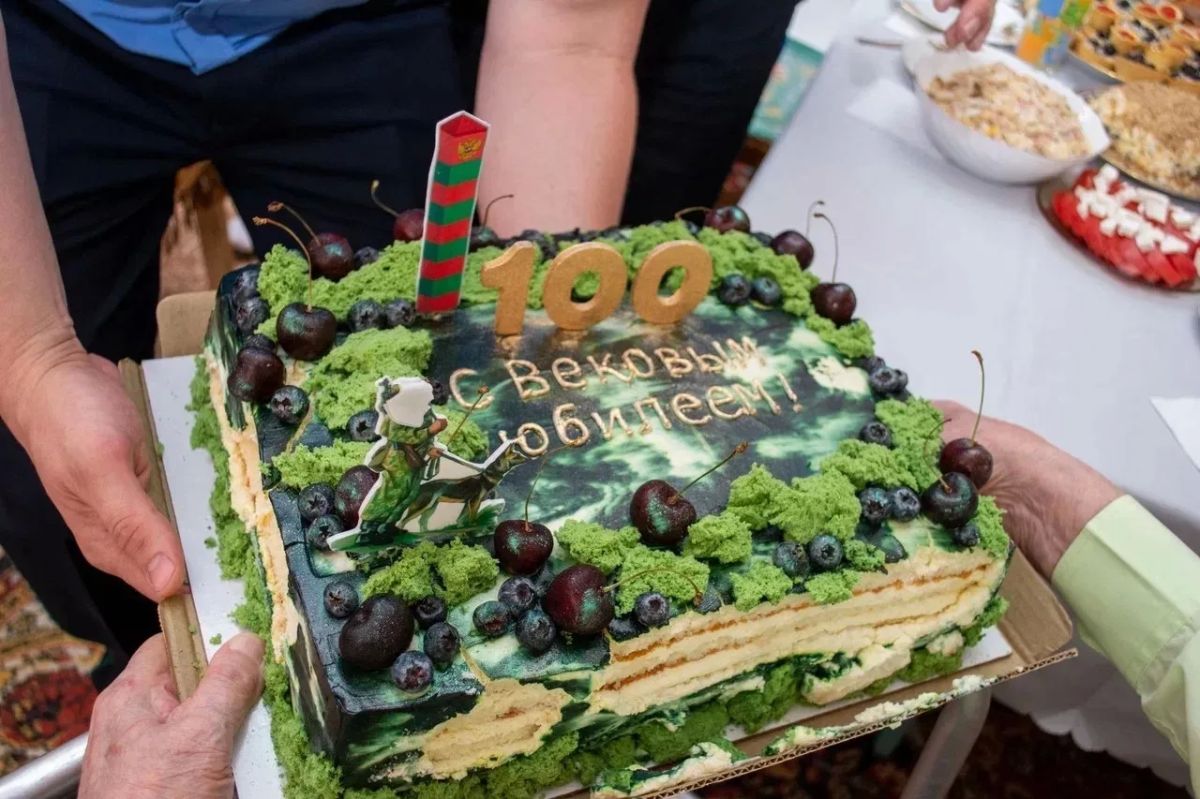 100 лет исполнилось участнику Великой Отечественной войны из Ярового Ивану Мальчикову 100 лет исполнилось участнику Великой Отечественной войны из Ярового Ивану Мальчикову