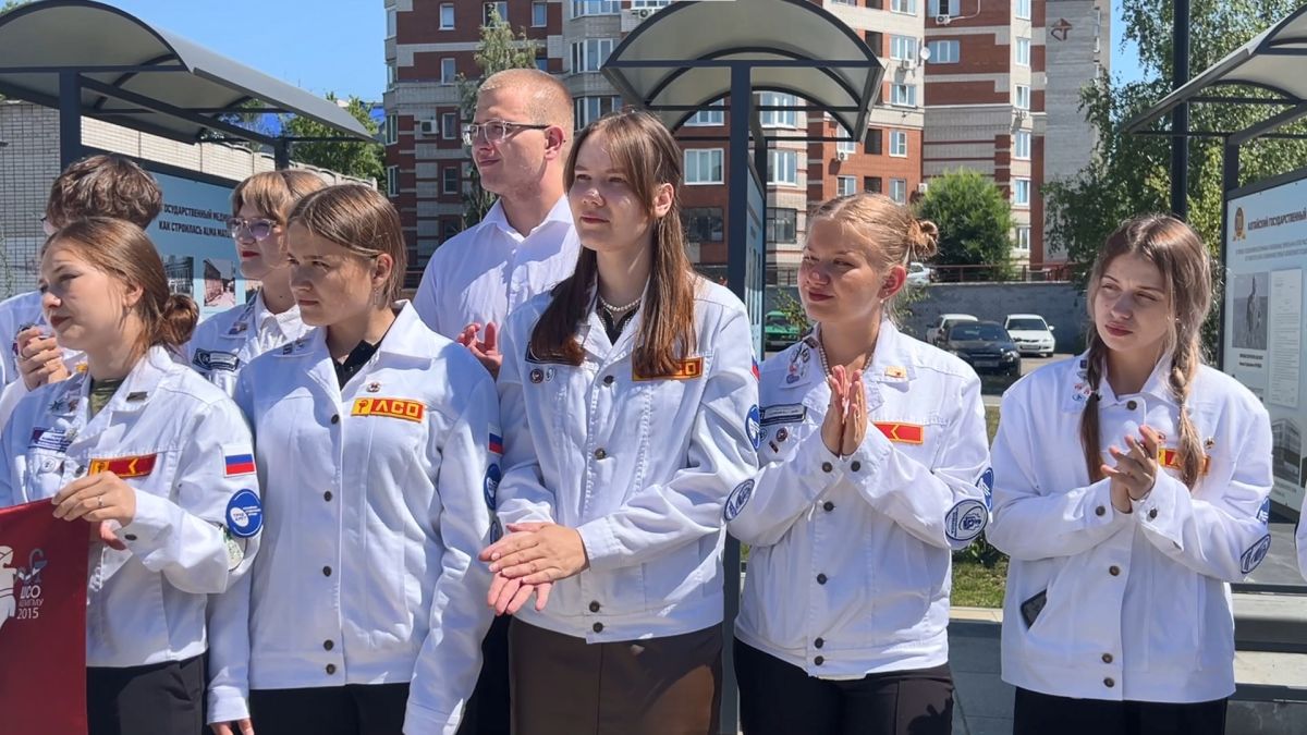 Летом в медучреждениях Алтайского края по проекту «Аметист» будут трудиться 80 студентов-медиков Летом в медучреждениях Алтайского края по проекту «Аметист» будут трудиться 80 студентов-медиков