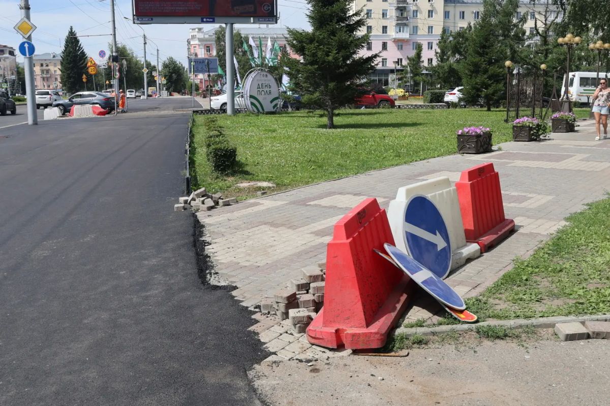 Не только дорогу. Как идет масштабный ремонт проспекте Ленина в Барнауле Не только дорогу. Как идет масштабный ремонт проспекте Ленина в Барнауле