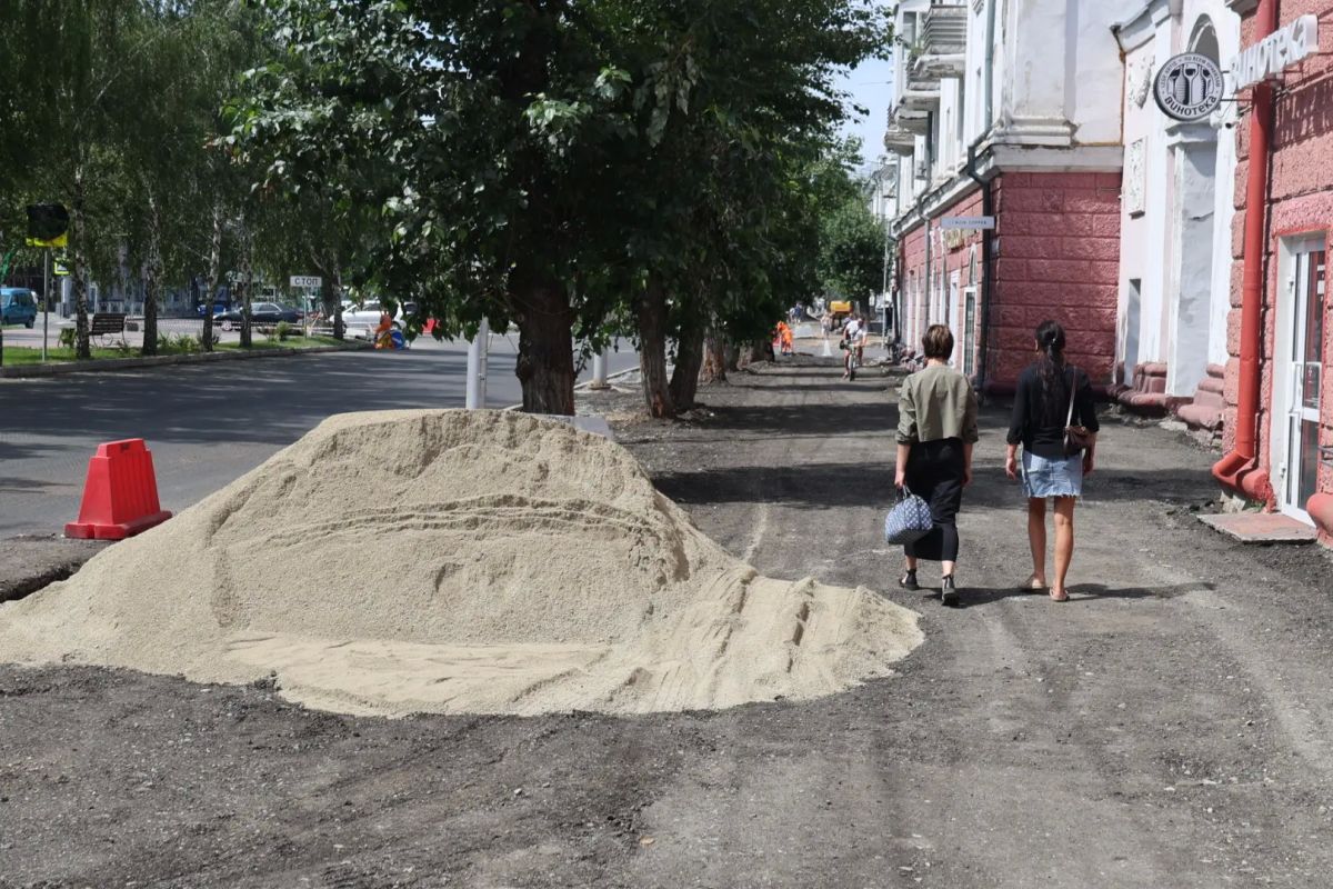 Не только дорогу. Как идет масштабный ремонт проспекте Ленина в Барнауле Не только дорогу. Как идет масштабный ремонт проспекте Ленина в Барнауле