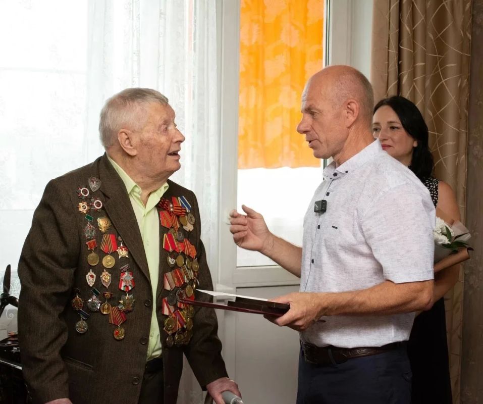 100 лет исполнилось участнику Великой Отечественной войны из Ярового Ивану Мальчикову 100 лет исполнилось участнику Великой Отечественной войны из Ярового Ивану Мальчикову
