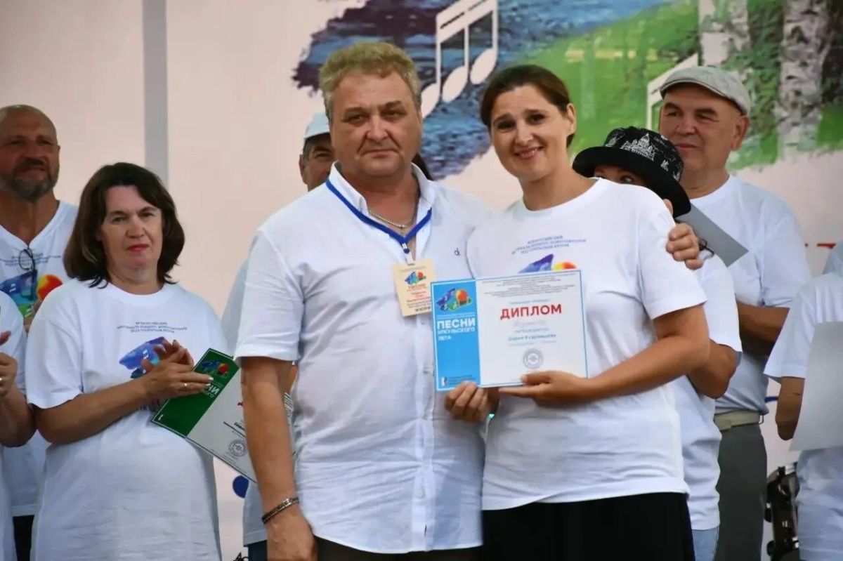 Дарья Кудрявцева из Рубцовска стала обладателем Гран-при престижного всероссийческого фестиваля «Песни иткульского лета» Дарья Кудрявцева из Рубцовска стала обладателем Гран-при престижного всероссийческого фестиваля «Песни иткульского лета»