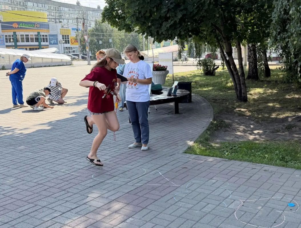 Творческая палитра на Петровском бульваре Творческая палитра на Петровском бульваре