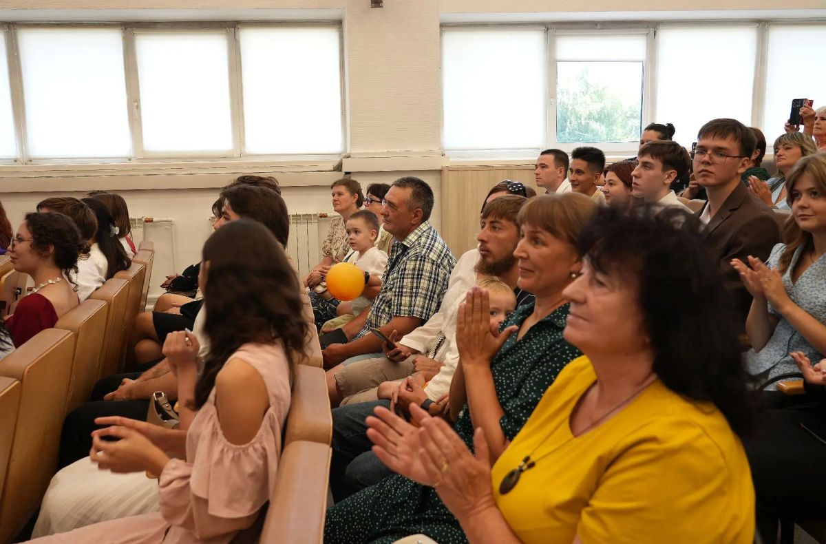 В Университете Шукшина состоялась торжественная церемония вручения дипломов В Университете Шукшина состоялась торжественная церемония вручения дипломов