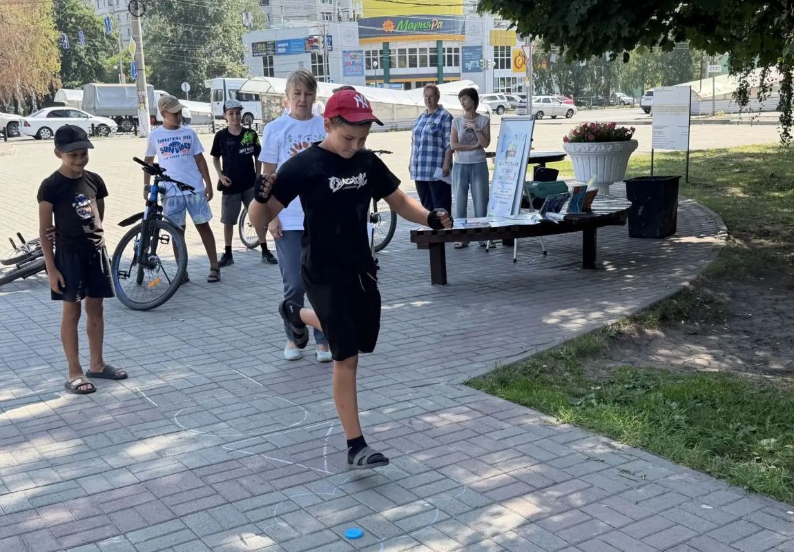 Творческая палитра на Петровском бульваре Творческая палитра на Петровском бульваре
