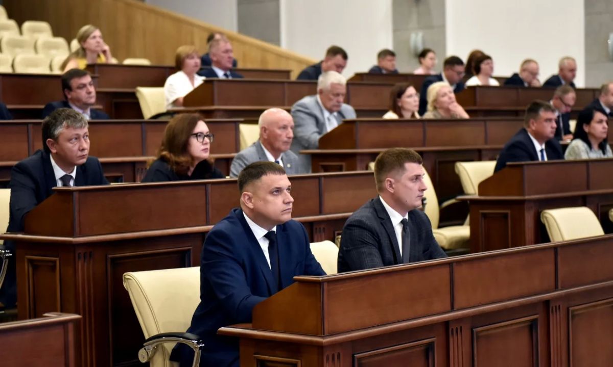 Итоги учебного года обсудили на аппаратном совещании в администрации Барнаула Итоги учебного года обсудили на аппаратном совещании в администрации Барнаула