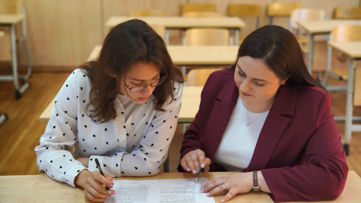Почти 600 баллов на двоих: как барнаульские мультибалльники покорили ЕГЭ Почти 600 баллов на двоих: как барнаульские мультибалльники покорили ЕГЭ