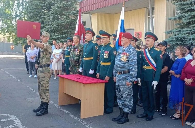 Более 60 новобранцев Росгвардии приняли Военную присягу в Омской области Более 60 новобранцев Росгвардии приняли Военную присягу в Омской области