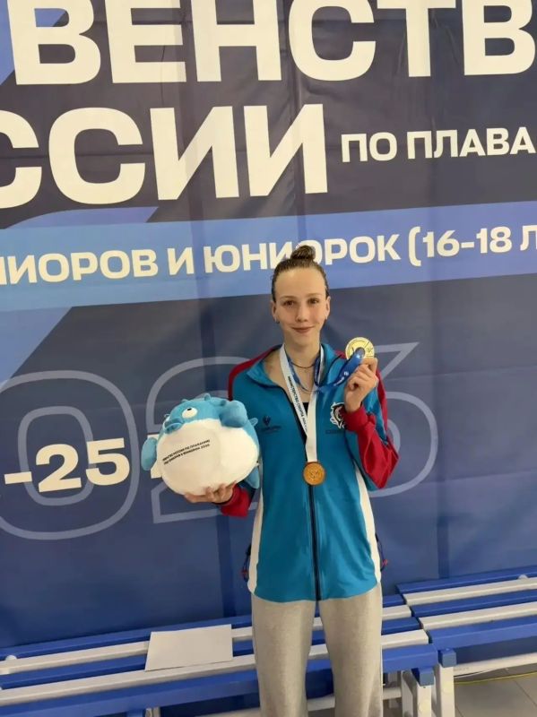 Юная алтайская спортсменка София Маслова успешно стартовала на Первенстве России по плаванию среди юниоров и юниорок в Калуге