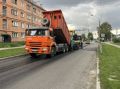 В Барнауле приступили к асфальтированию участка улицы Эмилии Алексеевой в рамках нацпроекта «Инфраструктура для жизни»