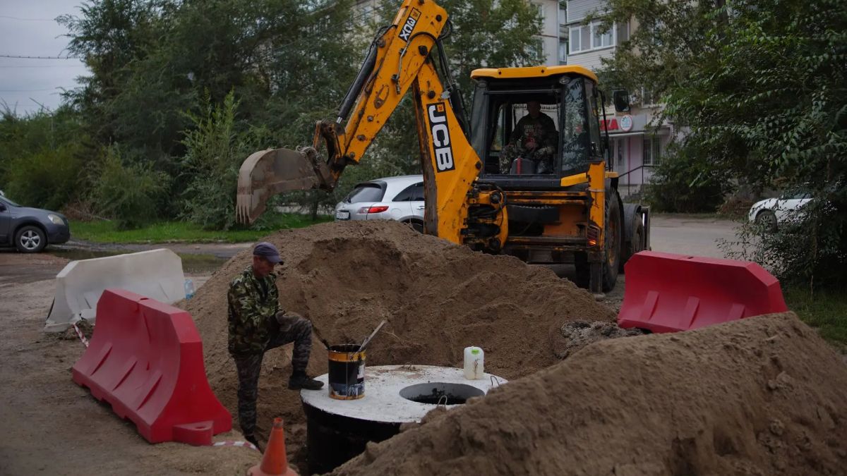 Реконструкция канализационного коллектора по проспекту Ленина: готовность — 50% Реконструкция канализационного коллектора по проспекту Ленина: готовность — 50%