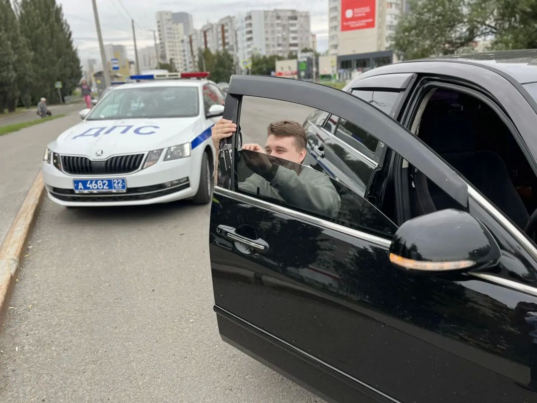 В Барнауле подвели итоги профилактических рейдов Госавтоинспекции В Барнауле подвели итоги профилактических рейдов Госавтоинспекции