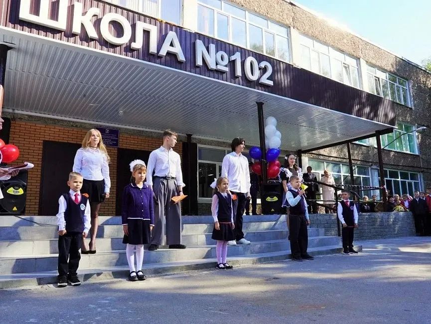 Барнаульские школы №60 и 102 приняли учащихся после проведения капитального ремонта Барнаульские школы №60 и 102 приняли учащихся после проведения капитального ремонта