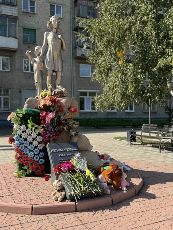 В Рубцовске проходят памятные мероприятия, приуроченные ко Дню солидарности в борьбе с терроризмом В Рубцовске проходят памятные мероприятия, приуроченные ко Дню солидарности в борьбе с терроризмом