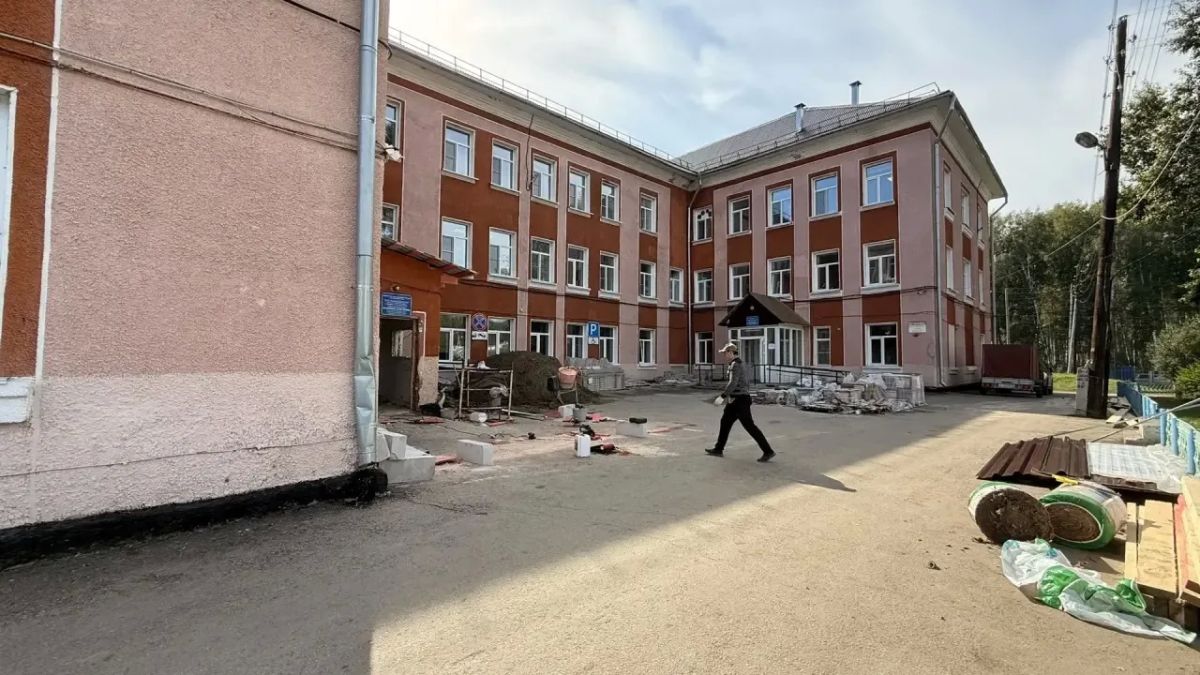 Виктор Томенко: Продолжаем обновлять медицинские учреждения по всему краю, создаем комфортные условия для врачей и пациентов и для планового лечения, и для диспансеризации, и для экстренной помощи Виктор Томенко: Продолжаем обновлять медицинские учреждения по всему краю, создаем комфортные условия для врачей и пациентов и для планового лечения, и для диспансеризации, и для экстренной помощи
