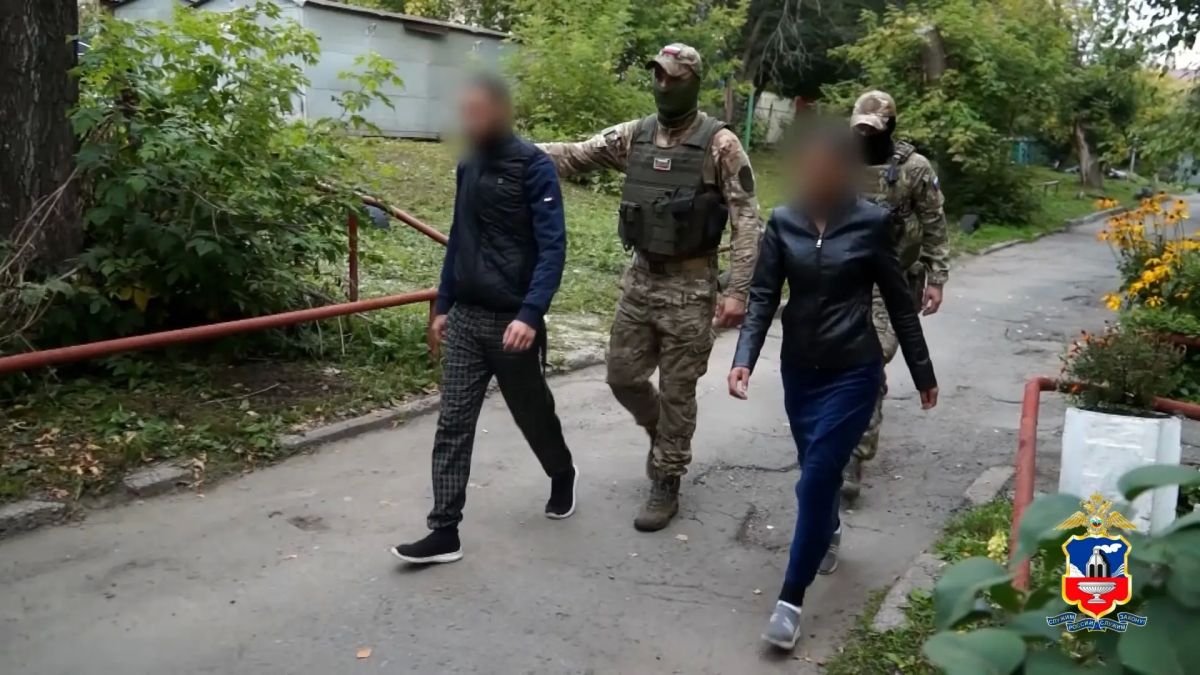 «МВД МЕДИА» сообщает:. В Барнауле завершено расследование деятельности группы аферистов, наживавшихся на участниках СВО Следователем ГСУ ГУ МВД по Алтайскому краю окончено предварительное расследование уголовного дела в... «МВД МЕДИА» сообщает:. В Барнауле завершено расследование деятельности группы аферистов, наживавшихся на участниках СВО Следователем ГСУ ГУ МВД по Алтайскому краю окончено предварительное расследование уголовного дела в...