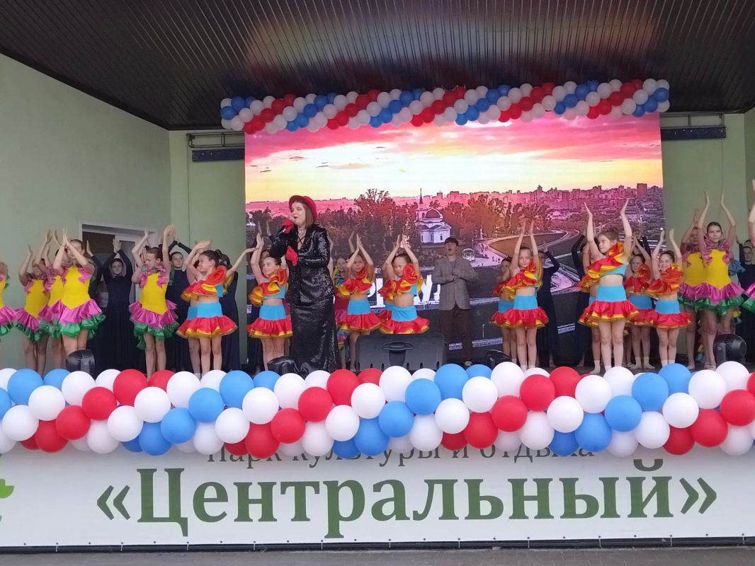 Сердце Барнаула в ритме праздника: Центральный район отмечает 296-летие города масштабными гуляниями Сердце Барнаула в ритме праздника: Центральный район отмечает 296-летие города масштабными гуляниями