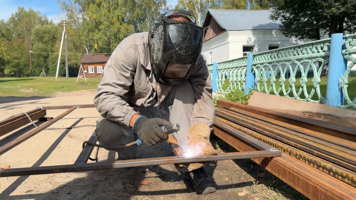 Троицком районе продолжается ремонт поликлиники ЦРБ Троицком районе продолжается ремонт поликлиники ЦРБ