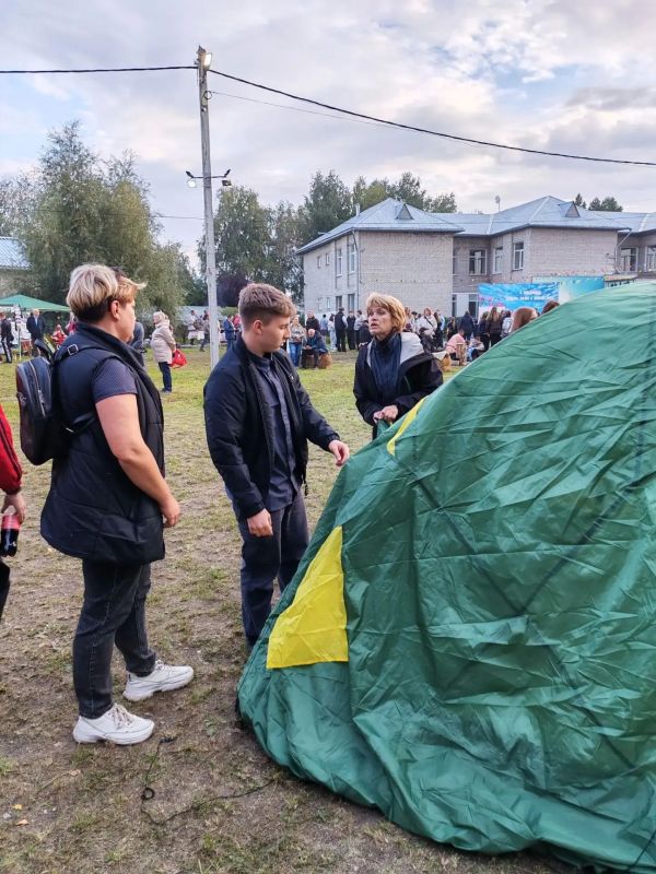 В Барнауле отметили День города туризмом и единством: во Власихе прошел фестиваль «Я горжусь тобой, Алтай» В Барнауле отметили День города туризмом и единством: во Власихе прошел фестиваль «Я горжусь тобой, Алтай»