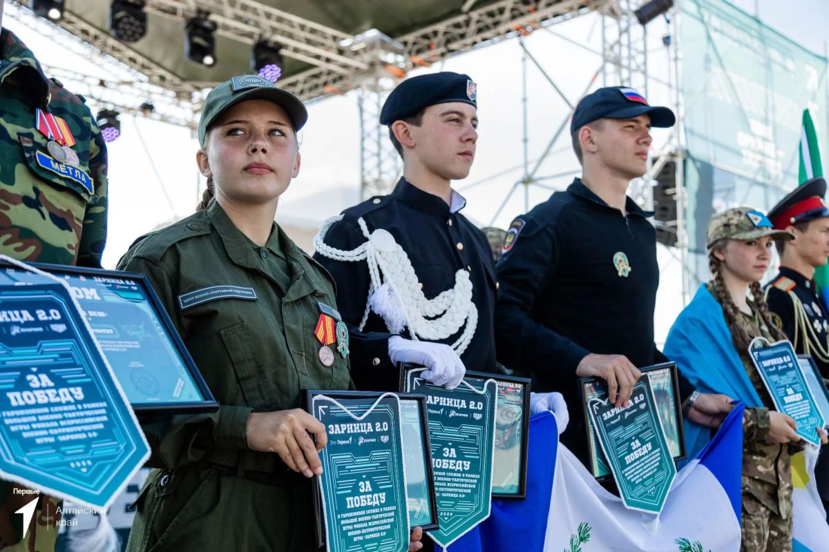 Первые Алтайского края стали победителями финального боя «Зарницы 2.0» Первые Алтайского края стали победителями финального боя «Зарницы 2.0»