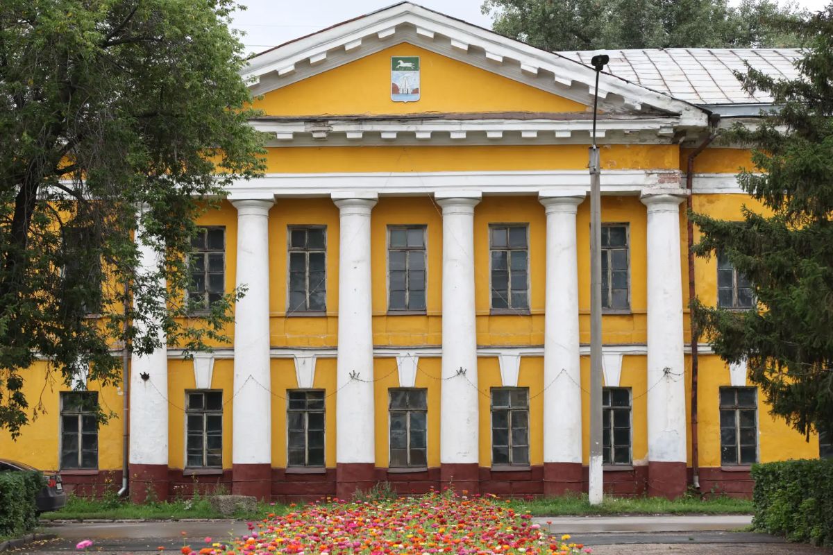Здание барнаульского Горного госпиталя перешло во владение известного застройщика