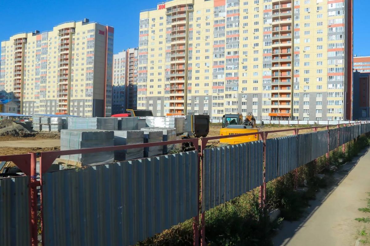 Барнаульская супершкола приобретает законченный вид Барнаульская супершкола приобретает законченный вид