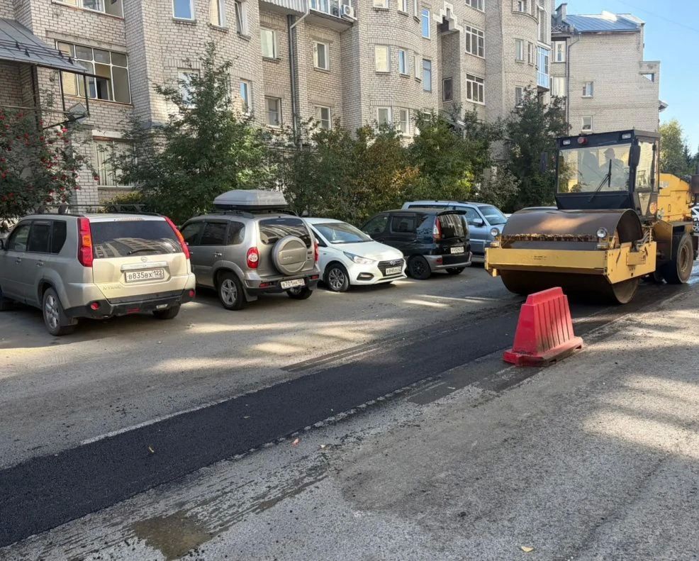 В Барнауле ведется ремонт улиц Короленко и Взлётной В Барнауле ведется ремонт улиц Короленко и Взлётной