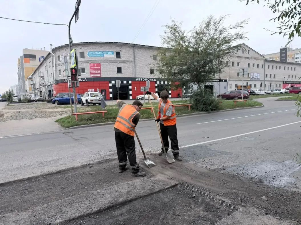 В Барнауле ведется ремонт улиц Короленко и Взлётной В Барнауле ведется ремонт улиц Короленко и Взлётной