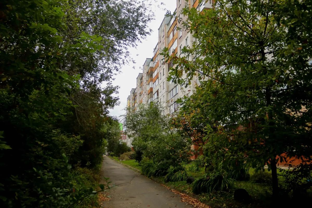 Солнечная Поляна – известный спальный район Барнаула Солнечная Поляна – известный спальный район Барнаула