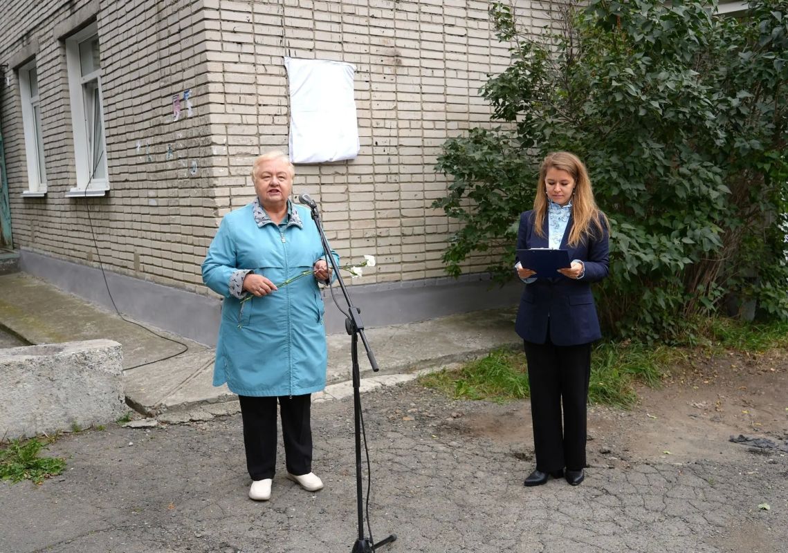 В Бийске увековечили память ветерана и поэта Ивана Гавриловича Меликова В Бийске увековечили память ветерана и поэта Ивана Гавриловича Меликова