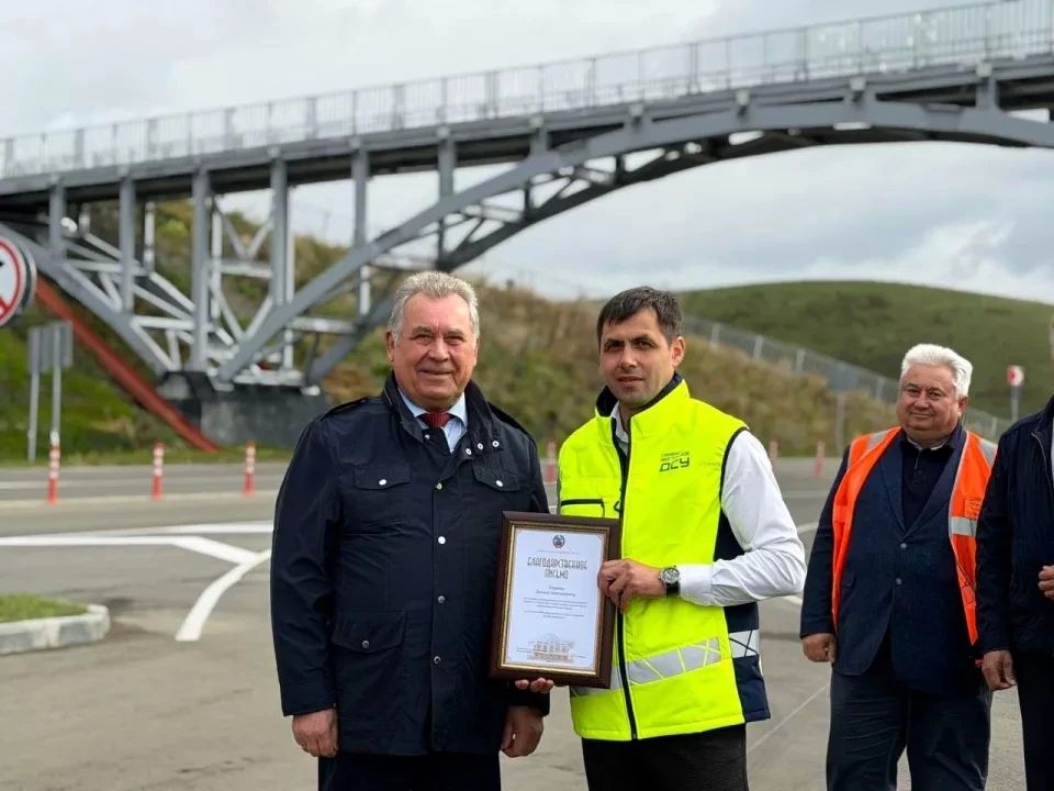 В Алтайском крае открыли движение на участке важной туристической трассы В Алтайском крае открыли движение на участке важной туристической трассы