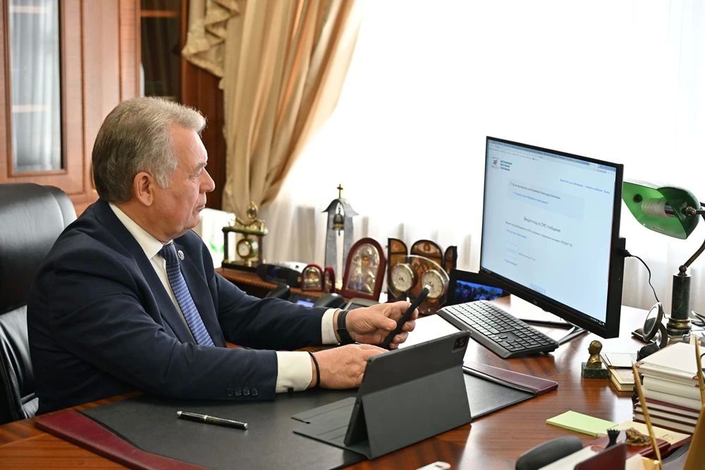 Александр Романенко принял участие в дистанционном голосовании на выборах в Госдуму и АКЗС Александр Романенко принял участие в дистанционном голосовании на выборах в Госдуму и АКЗС