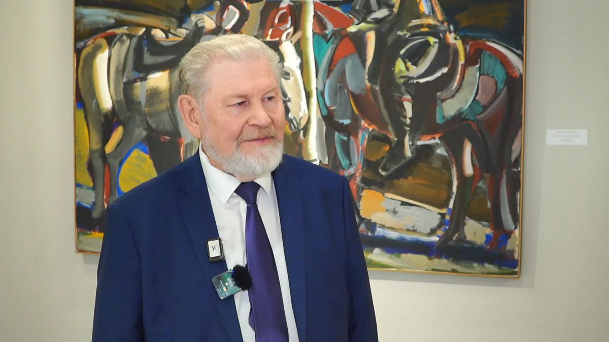 Народный художник России Виктор Калинин отметил 80-летие творческой встречей со зрителями в Барнауле Народный художник России Виктор Калинин отметил 80-летие творческой встречей со зрителями в Барнауле