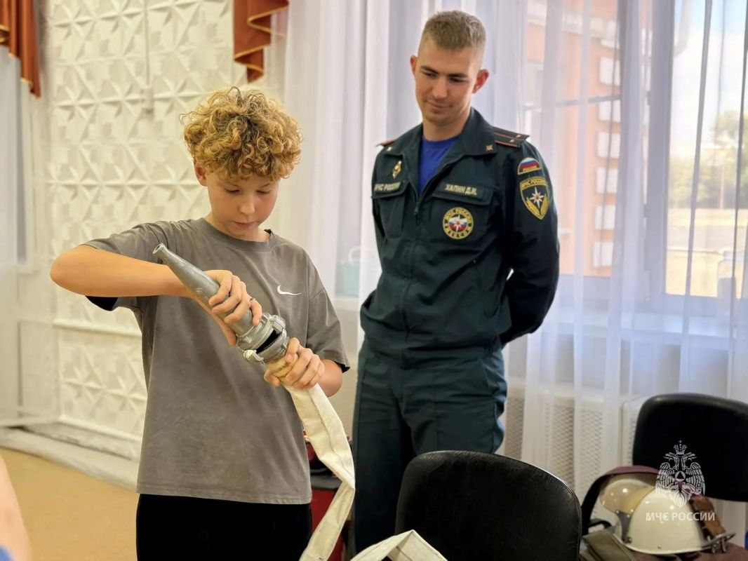 В Рубцовске провели городской «Слет дружин юных пожарных» В Рубцовске провели городской «Слет дружин юных пожарных»