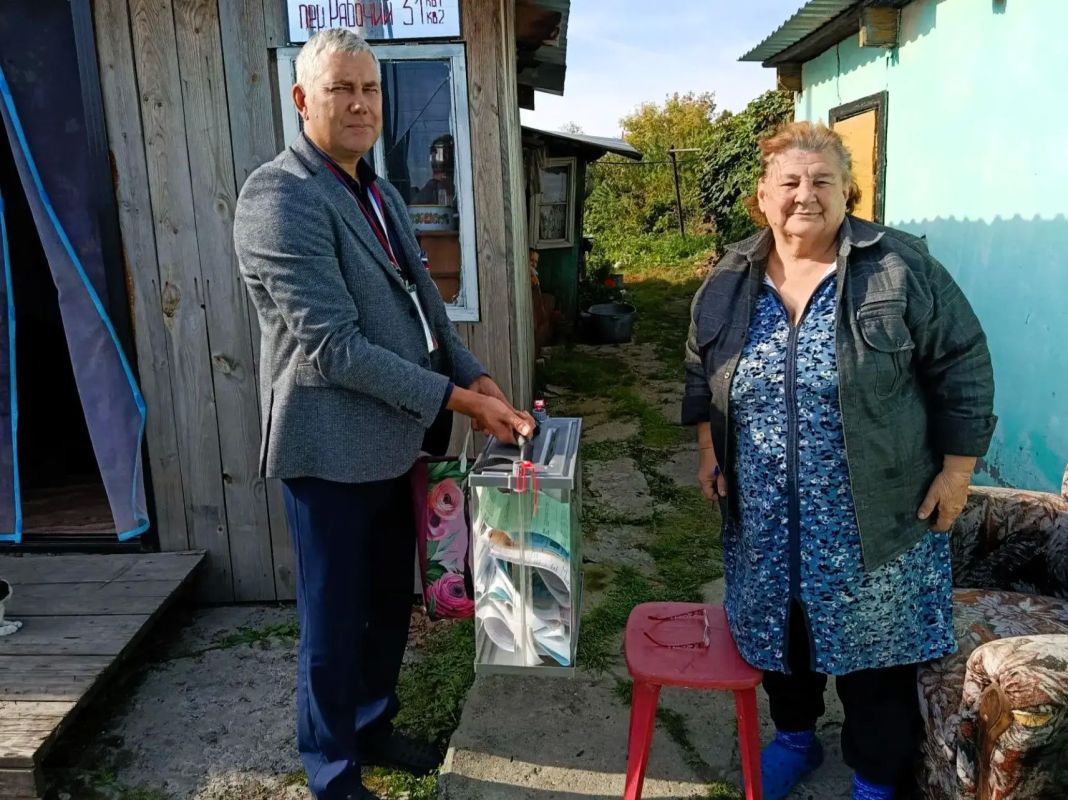 До окончания приема обращений на «надомное голосование» осталось ровно 2 часа До окончания приема обращений на «надомное голосование» осталось ровно 2 часа