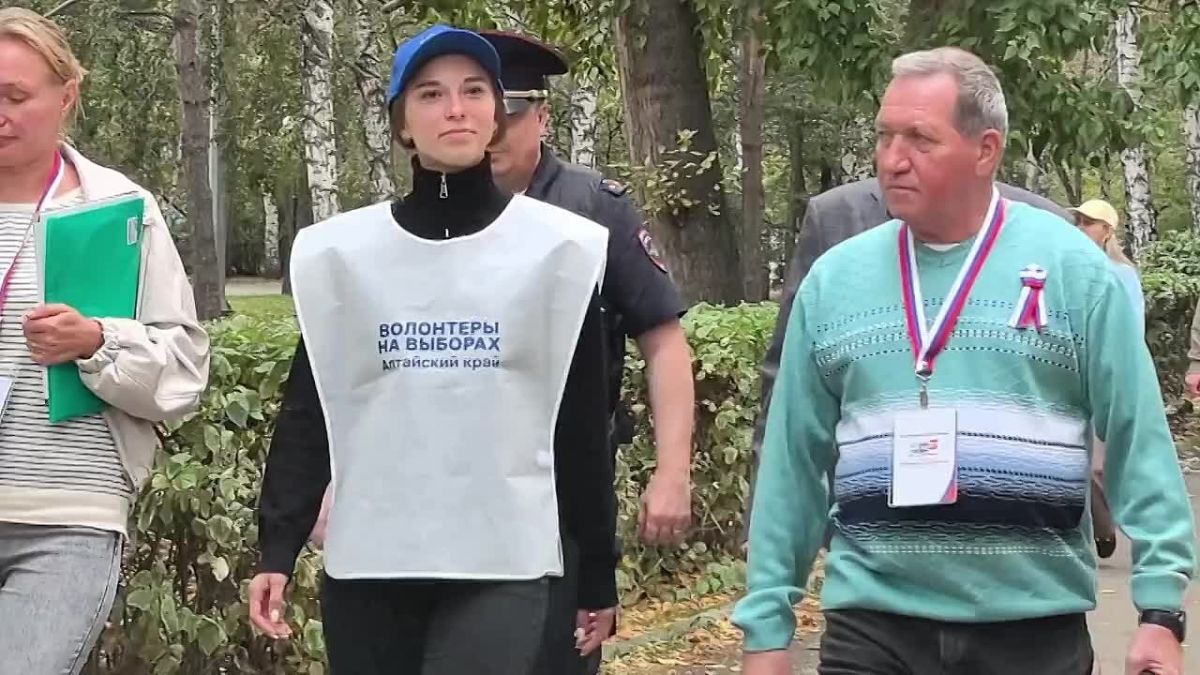 Краевая диспетчерская служба русского жестового языка во время выборов помогала глухонемым избирателям
