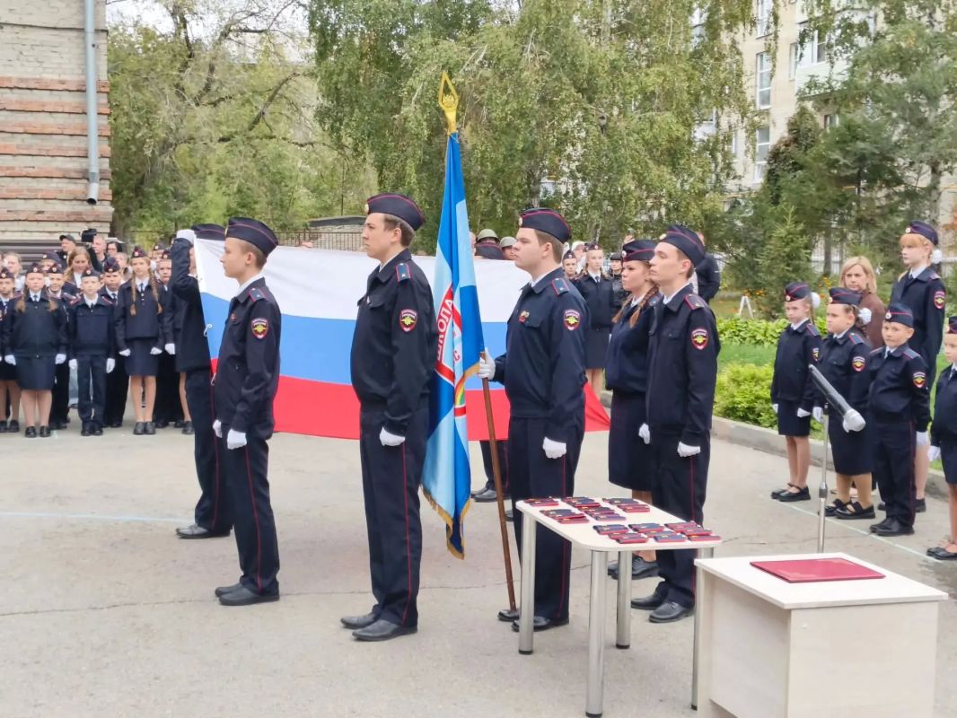 Учащиеся школы №53 вступили в кадетский корпус «Защитник» Учащиеся школы №53 вступили в кадетский корпус «Защитник»