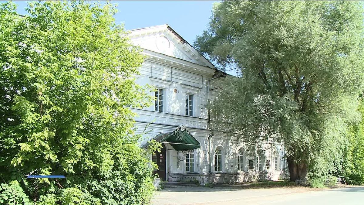 24 сентября 1779 года было принято решение открыть в Барнауле Горное училище