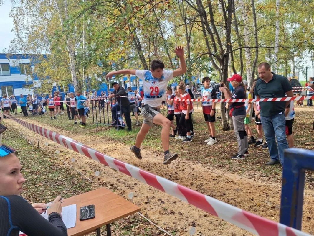 Более 300 юных спортсменов проверили физическую подготовку в Заринске Более 300 юных спортсменов проверили физическую подготовку в Заринске