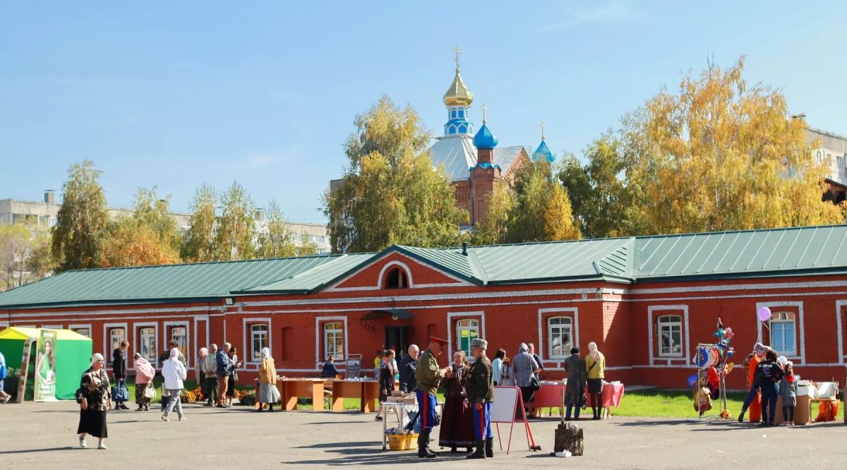 27 сентября на территории Бийского архиерейского подворья (ул