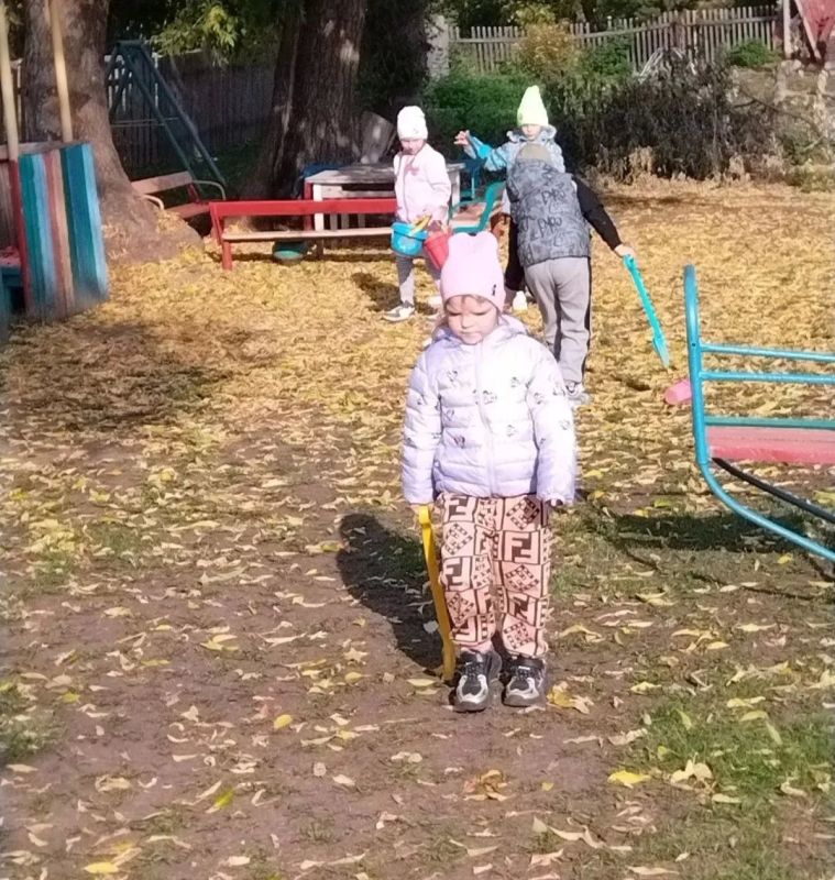 Детский сад в осенних красках! Детский сад в осенних красках!