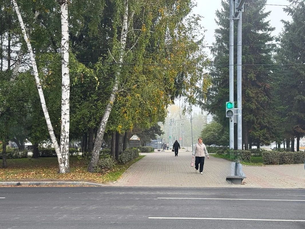 Уважаемые бийчане!. Обращаем ваше внимание На улице Красноармейской установлены два новых светофорных объекта вызывного действия: на пересечении с переулком Училищным и возле бульвара 50-летия ВЛКСМ Уважаемые бийчане!. Обращаем ваше внимание На улице Красноармейской установлены два новых светофорных объекта вызывного действия: на пересечении с переулком Училищным и возле бульвара 50-летия ВЛКСМ