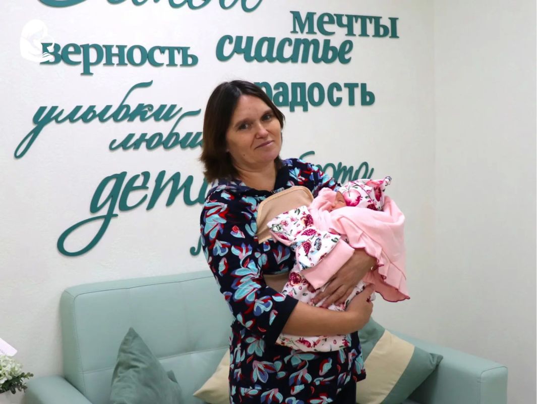 Сегодня из перинатального центра «ДАР» выписали Розу Саранди – первую в Алтайском крае пациентку, которой сделали операцию на открытом сердце во время беременности