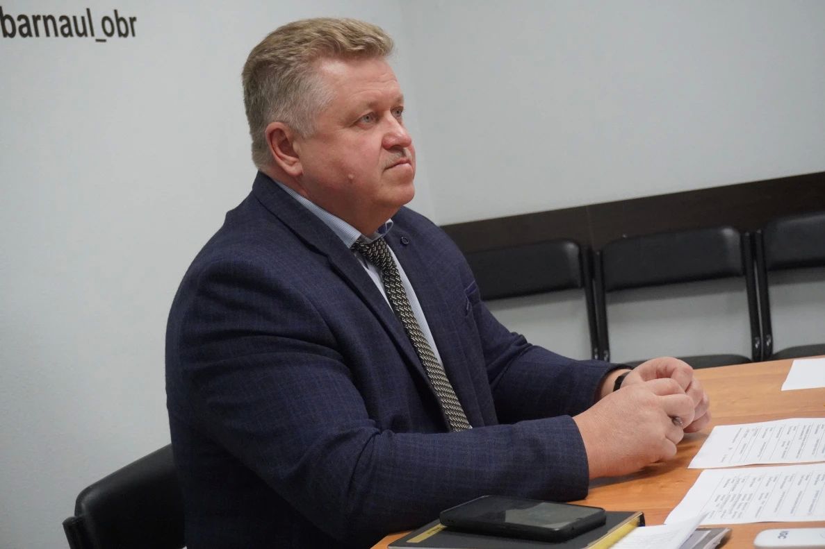 В Барнауле по инициативе жителей обустроят 12 площадок для детей В Барнауле по инициативе жителей обустроят 12 площадок для детей