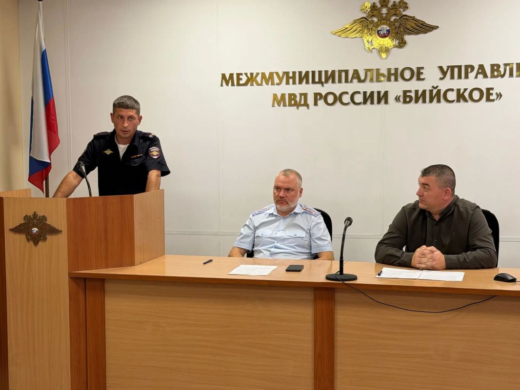 Профилактика правонарушений и дорожная безопасность: в Бийске состоялось заседание Общественного совета при МУ МВД Профилактика правонарушений и дорожная безопасность: в Бийске состоялось заседание Общественного совета при МУ МВД