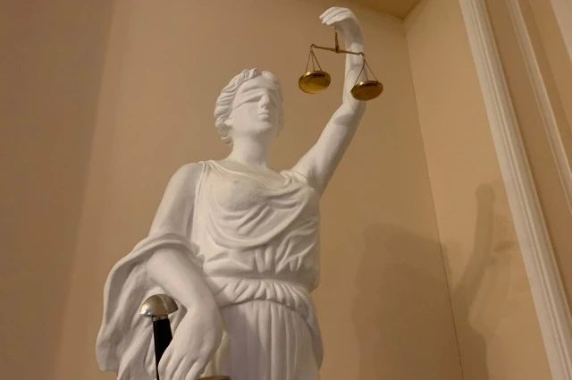 Центральный районный суд Барнаула вынес приговор по делу о хищении в особо крупном размере, фигурантом которого стал директор компании «Сибресурс» Александр Емельянов